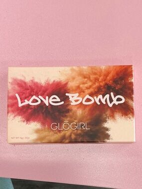 GLOGirl Love Bomb Eyeshadow Palette - Pink, Red, Orange, Brown